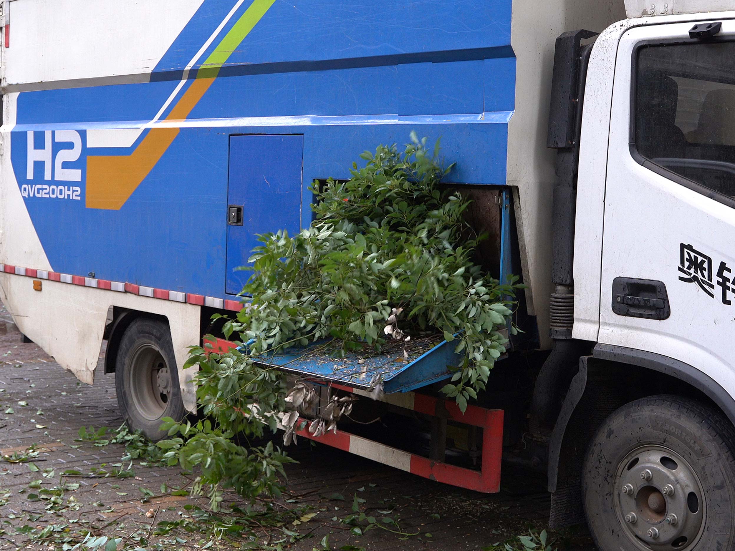 园林粉碎车实用指南：绿废清运“粉碎+收集+运输”一站式神器